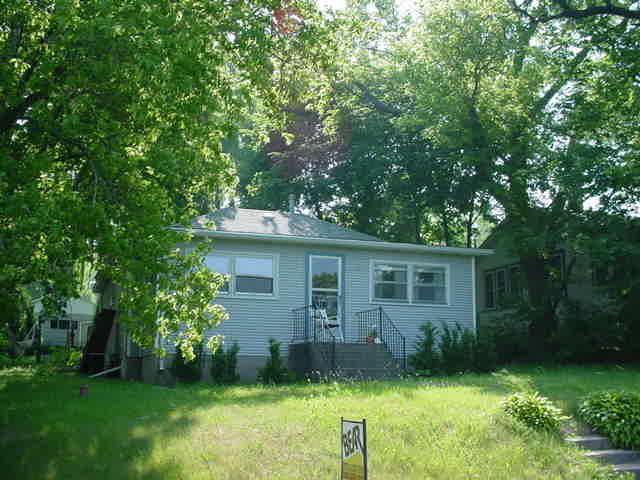 1742 N Linn Rd., Linn, WI 53147