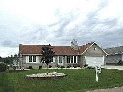 2735 Rebecca Dr., Caledonia, WI 53402
