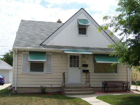 2740 S 63rd St, Milwaukee, WI 53219