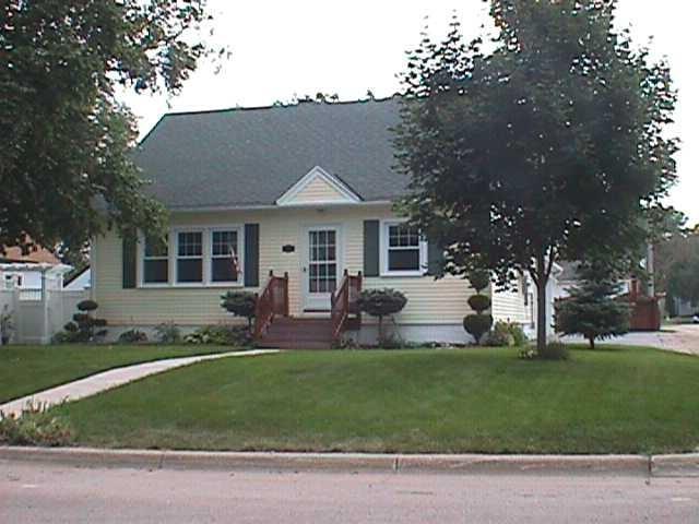 2716 Lincoln Ave., La Crosse, WI 54601
