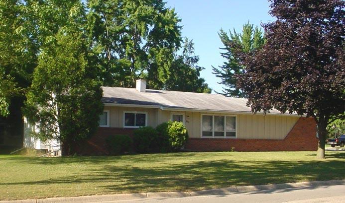 423 Hilltop Tr., Fort Atkinson, WI 53538