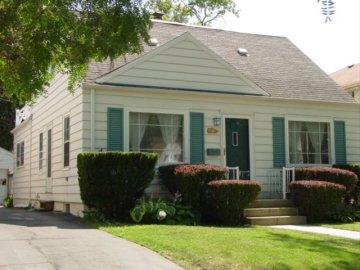 8409 Stickney Ave., Wauwatosa, WI 53226
