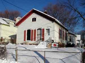 1201 Geneva St., Racine, WI 53404