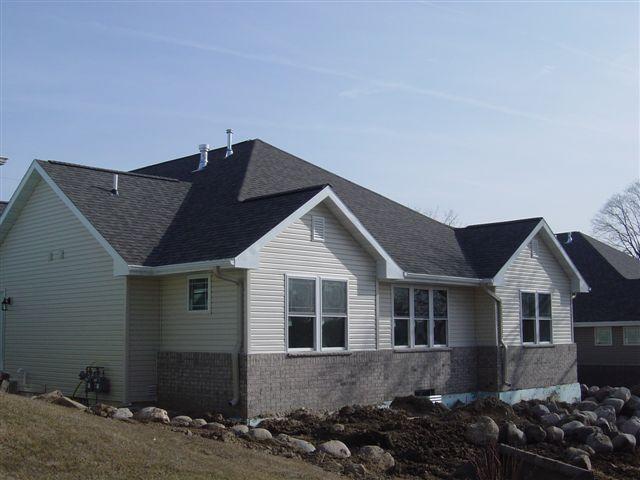 1014 Carrington Ave., South Milwaukee, WI 53172