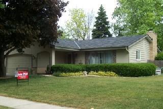 7660 S Pine St., Oak Creek, WI 53154
