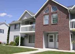 2008 Woodburn Rd #C, Waukesha, WI 53188