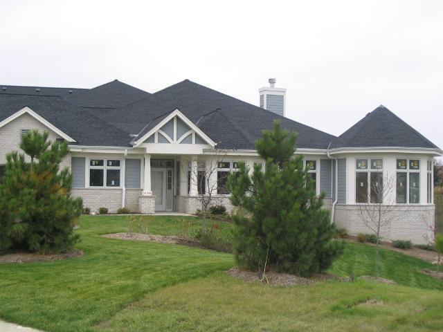 845 Lake Rd. #44D, Brookfield, WI 53005