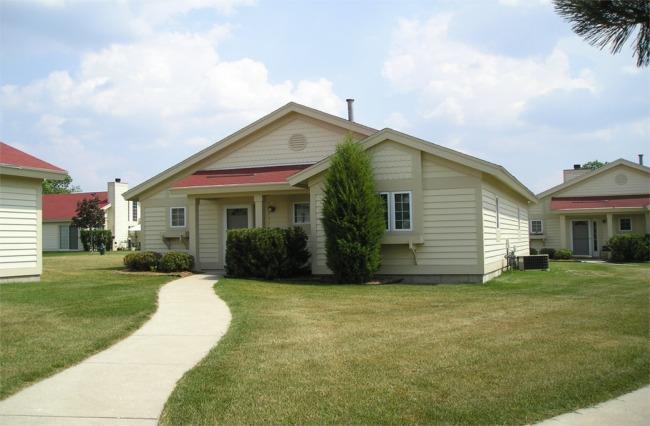 1690 Cottage Dr. #7-31, Geneva, WI 53147