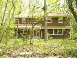 4805 Singing Trees Dr., Caledonia, WI 53406