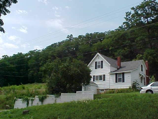 1004 Main St., De Soto, WI 54624