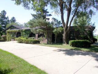 4430 W Grange Ave., Greenfield, WI 53220