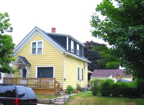 1423 N 17th St., Sheboygan, WI 53081