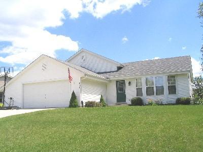 610 Lou's Way, Slinger, WI 53086