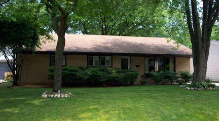 5430 N 24th St., Glendale, WI 53209