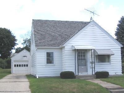 633 Wolcott, West Bend, WI 53090