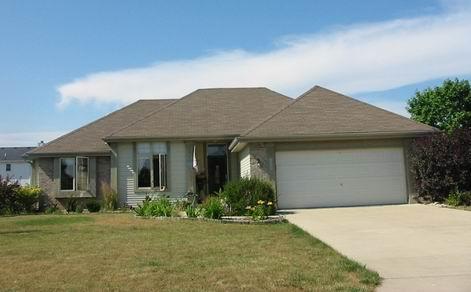 7752 W Briarwood Dr., Franklin, WI 53132