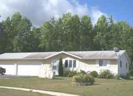 1411 Hoover Ct., New Holstein, WI 53061