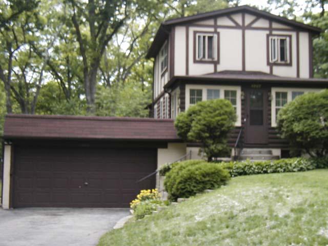 N9189 Cedar Ave., East Troy, WI 53120