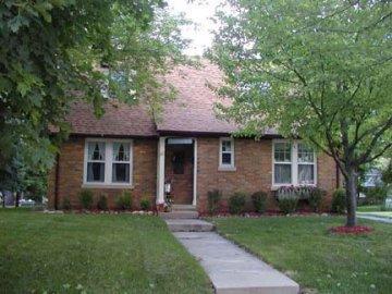 110 Park Ave., Mukwonago, WI 53149