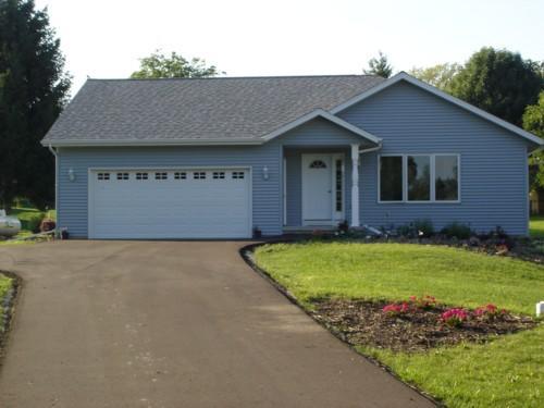 473 Springbrook Ct., Mayville, WI 53050
