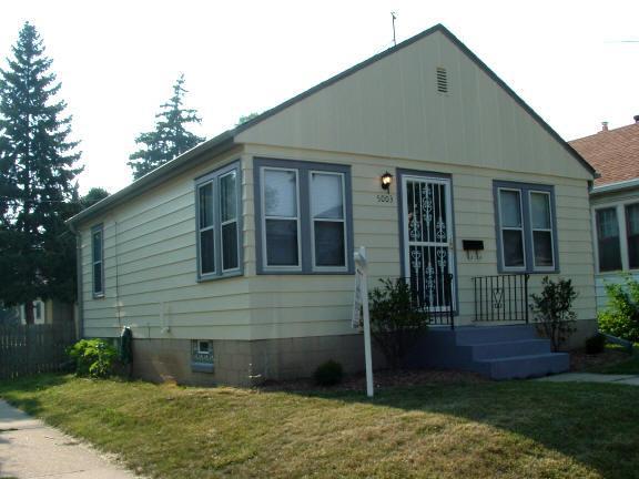5003 N 37th St, Milwaukee, WI 53209