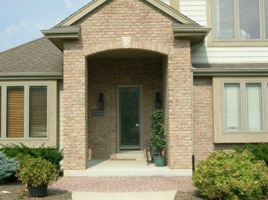 20180 W Rustic Ridge Dr., New Berlin, WI 53146