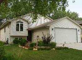 1800 Patricia Ln., Waukesha, WI 53188