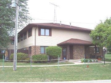 16 Ridgway Ct. #D, Elkhorn, WI 53121