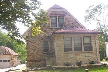 18225 Hoffman Ave., Brookfield, WI 53045