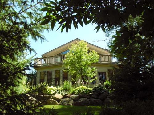 W5852 Bubbling Springs Dr., La Grange, WI 53121