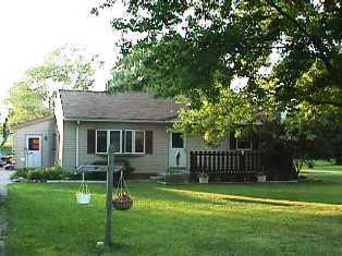 15820 W Mark Dr., New Berlin, WI 53151