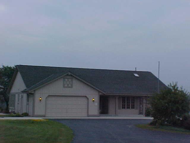 2571 S Foster Rd., Saukville, WI 53080