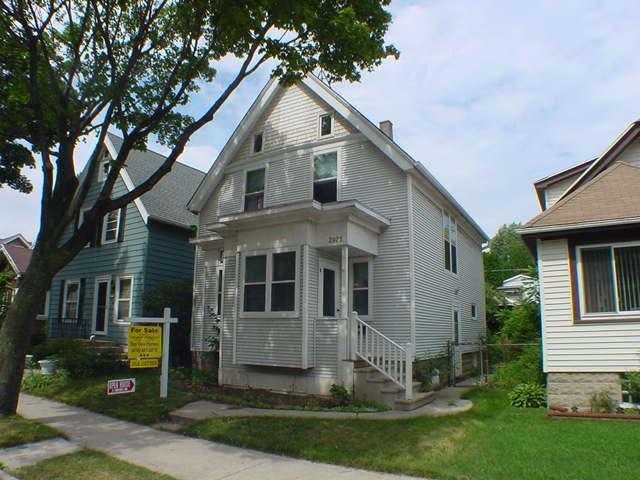 2922 S Delaware, Milwaukee, WI 53207