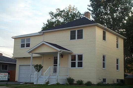 804 S University Ave., Beaver Dam, WI 53916