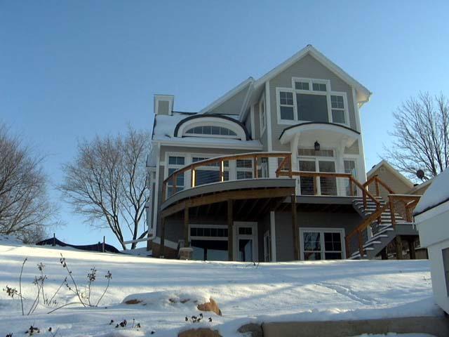 W347N5235 Elm Ave., Oconomowoc, WI 53069