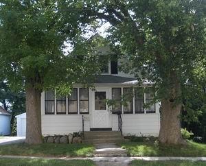 W161N8950 Hayes Ave., Menomonee Falls, WI 53051