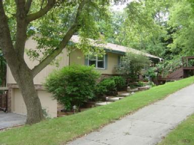 2117 Harris-highland Dr, Waukesha, WI 53188