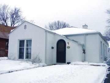 2118 N 84th St., Wauwatosa, WI 53226