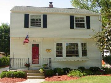 5407 N Kent Ave., Whitefish Bay, WI 53217