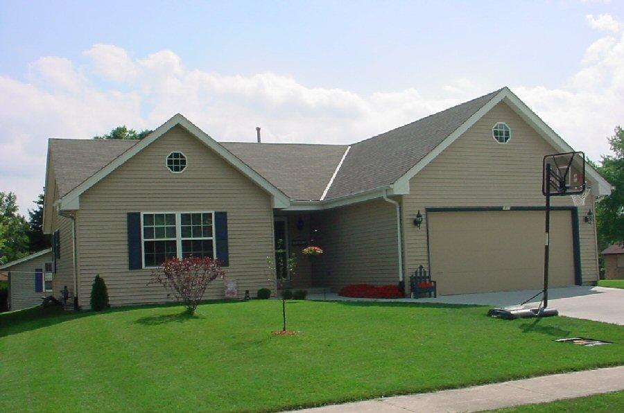 1813 Raven St., West Bend, WI 53090