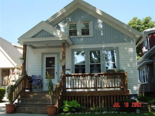 2525 S Brisbane Ave., Milwaukee, WI 53207