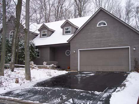 720 Oak Ridge Dr., Plymouth, WI 53073