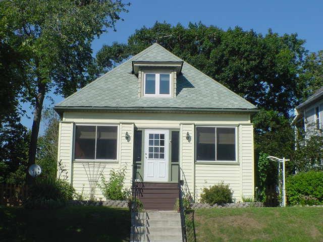 2952 S Mabbett, Milwaukee, WI 53207