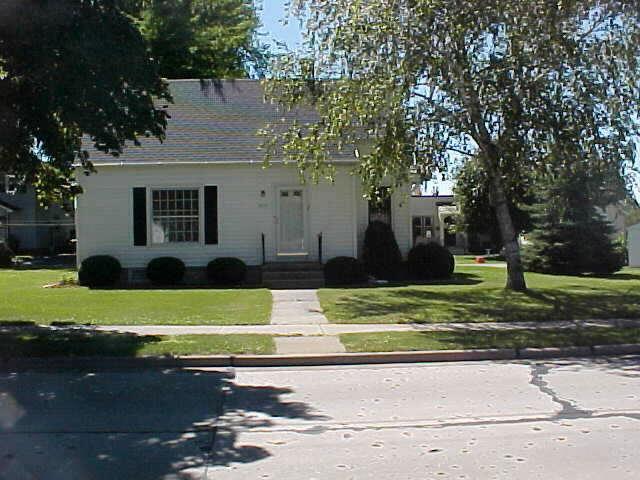 2115 Waldo Blvd., Manitowoc, WI 54220