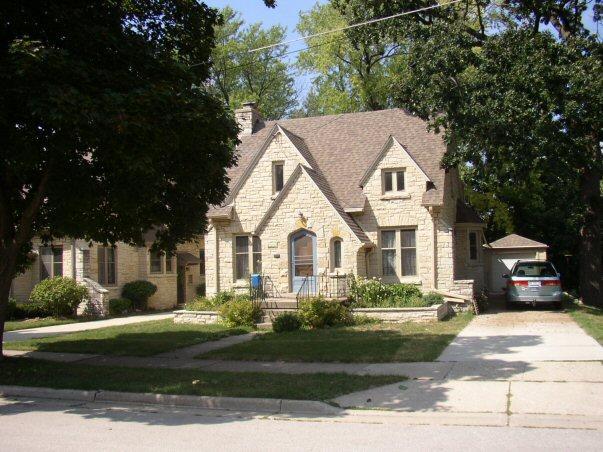 538 Grove St., Waukesha, WI 53186