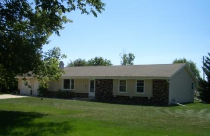 S86W27655 Hartwig Ave, Vernon, WI 53149