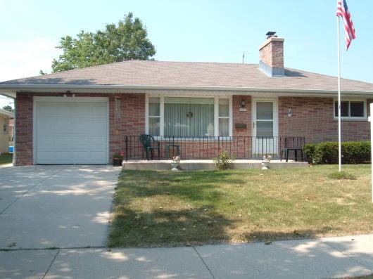 3449 S 85th St, Milwaukee, WI 53227