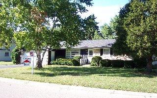 614 Daisy Ln., Oconomowoc, WI 53066