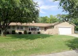 6308 Manchester Dr., Greendale, WI 53129