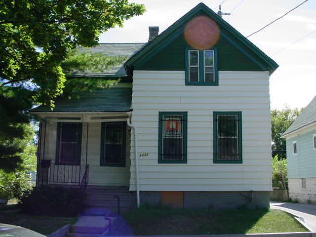 3232 16th St., Milwaukee, WI 53206